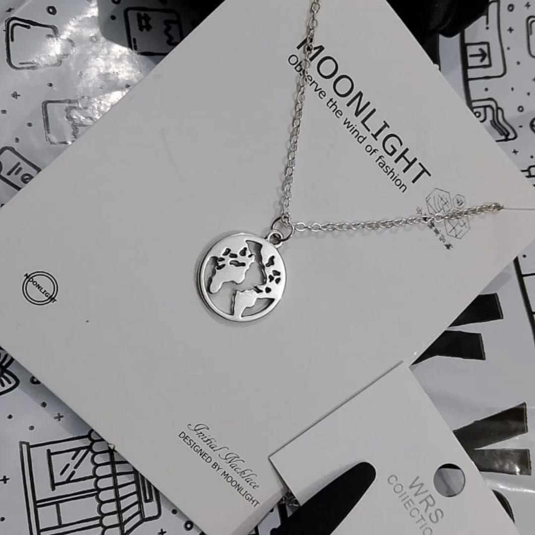 Retro Circle Pendant
